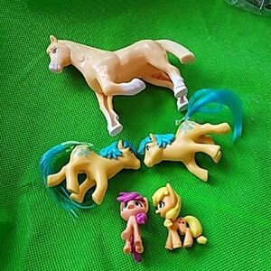 Colorful Pony Toy Set Of 5
